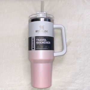 *NEW IN BOX!* Stanley 40oz Quencher Tumbler - Parfait Ombré (Parfait Ombre)